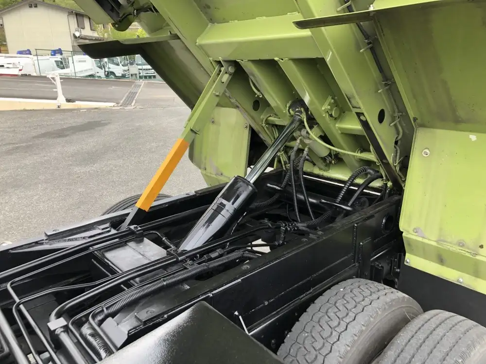 日野 デュトロ 小型 パッカー車 巻き込み式 回転ダンプ式の中古トラック画像12