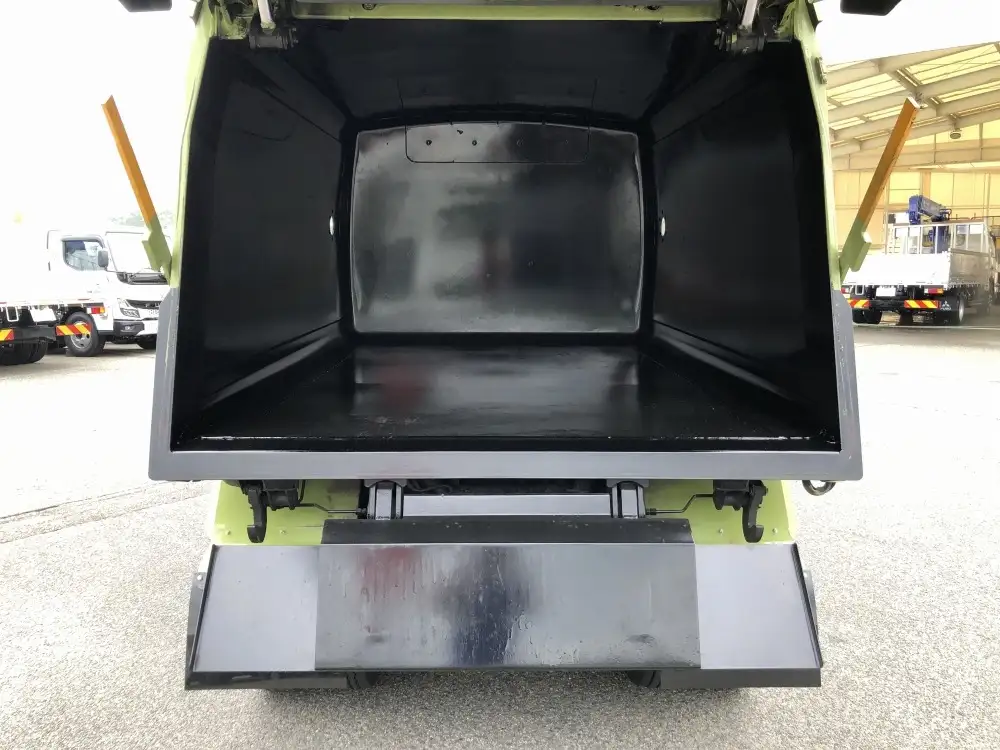日野 デュトロ 小型 パッカー車 巻き込み式 回転ダンプ式の中古トラック画像5