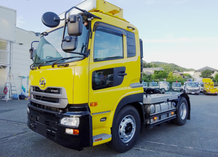 日産UD クオン 大型 トラクター QKG-GK6XAB