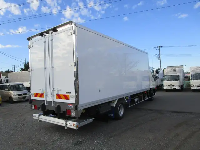 日野 レンジャー 中型/増トン 冷凍冷蔵 低温 パワーゲートの中古トラック画像3