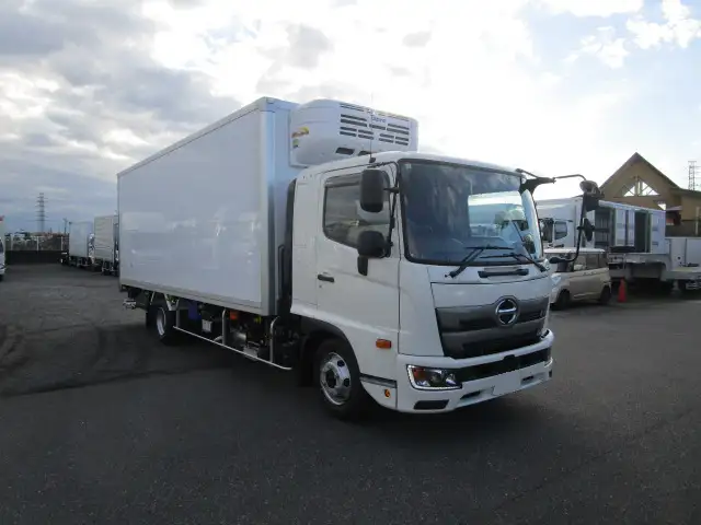 日野 レンジャー 中型/増トン 冷凍冷蔵 低温 パワーゲートの中古トラック画像2