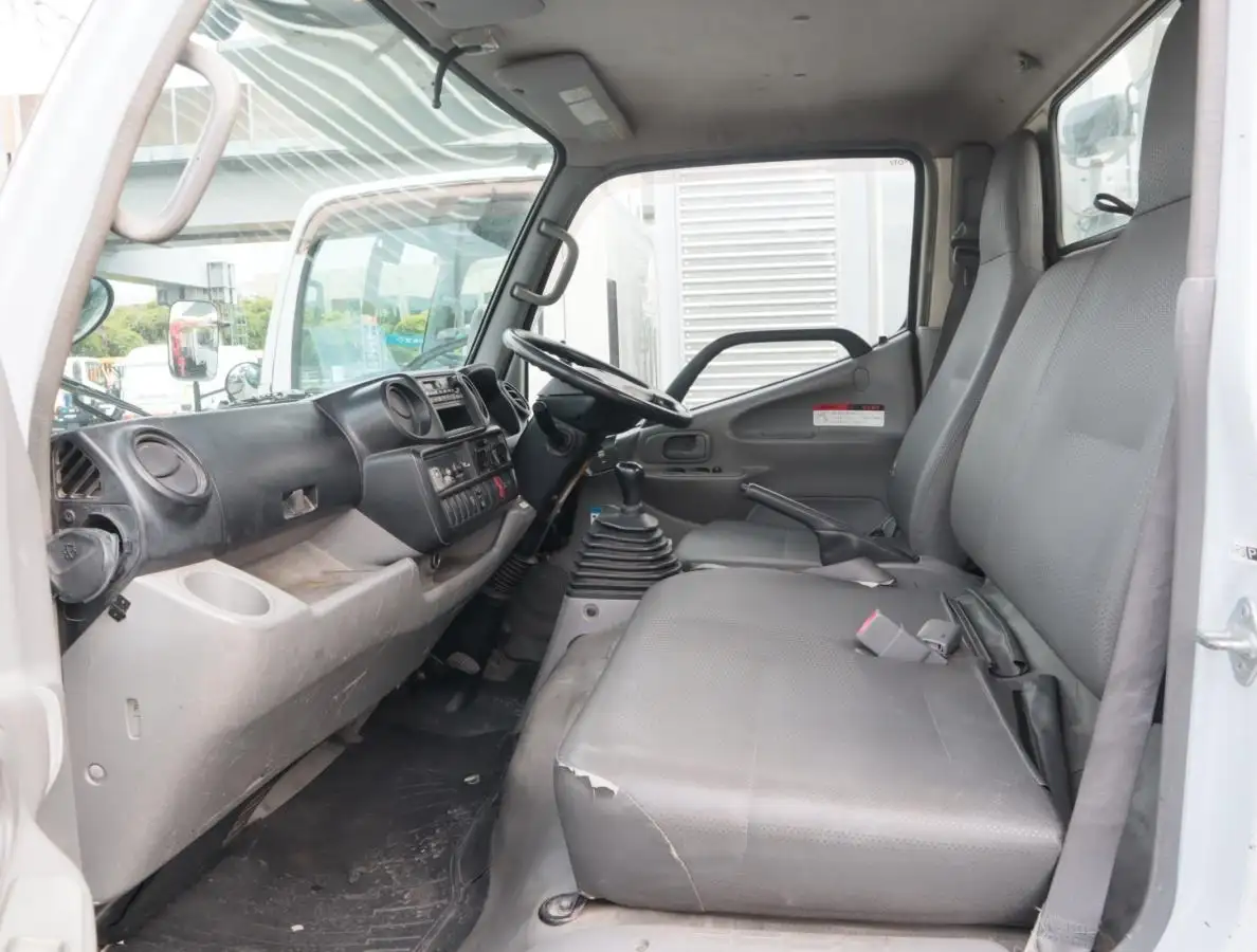 トヨタ ダイナ 小型 高所・建柱車 高所作業車 電工仕様の中古トラック画像像17