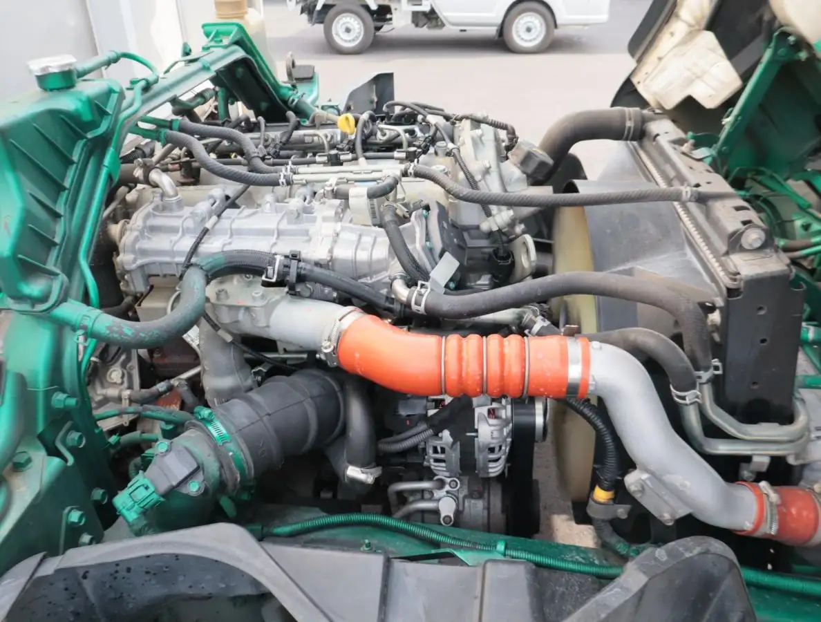 三菱 キャンター 小型 ウイング TKG-FED90 H27の中古トラック画像19