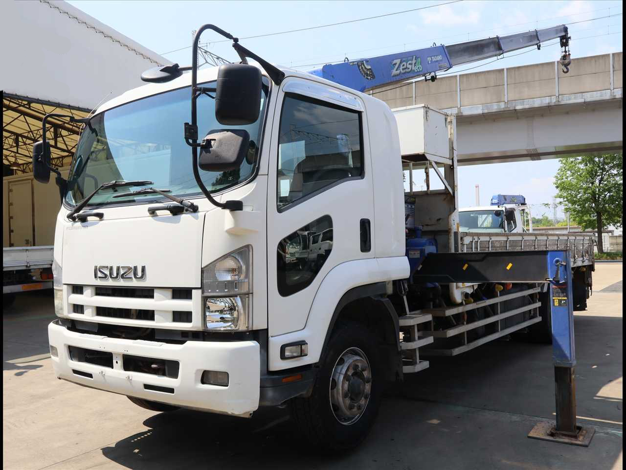 いすゞ フォワード 中型/増トン クレーン付 アルミブロック 4段 の中古トラック【車両No.190798】