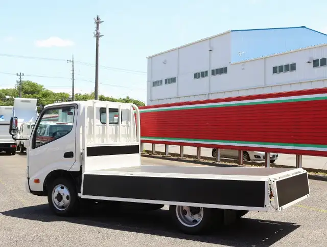 トヨタ ダイナ 小型 平ボディ TKG-XZU675 H30の中古トラック画像5