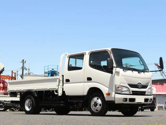 トヨタ ダイナ 小型 平ボディ Wキャブ TKG-XZU695の中古トラック画像2