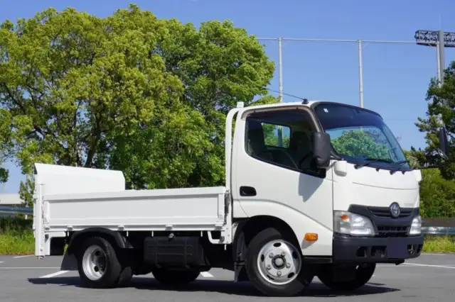 トヨタ トヨエース 小型 平ボディ パワーゲート TKG-XZU605の中古トラック画像2