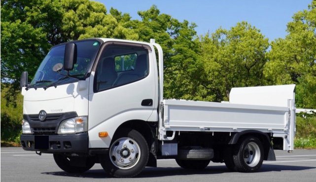 トヨタ トヨエース 小型 平ボディ 10尺 TKG-XZU605