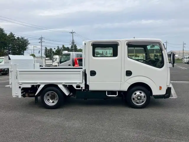 日産 アトラス 小型 平ボディ Wキャブ パワーゲートの中古トラック画像2