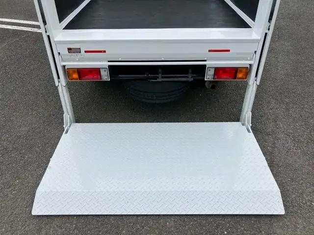 日産 アトラス 小型 平ボディ Wキャブ パワーゲートの中古トラック画像5