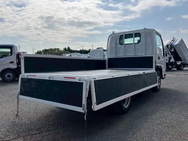 マツダ タイタン 小型 平ボディ  H28の中古トラック画像3