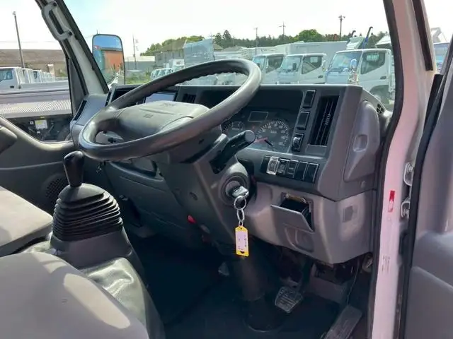 マツダ タイタン 小型 平ボディ  H28の中古トラック画像8