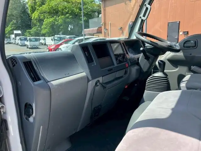マツダ タイタン 小型 平ボディ  H28の中古トラック画像9