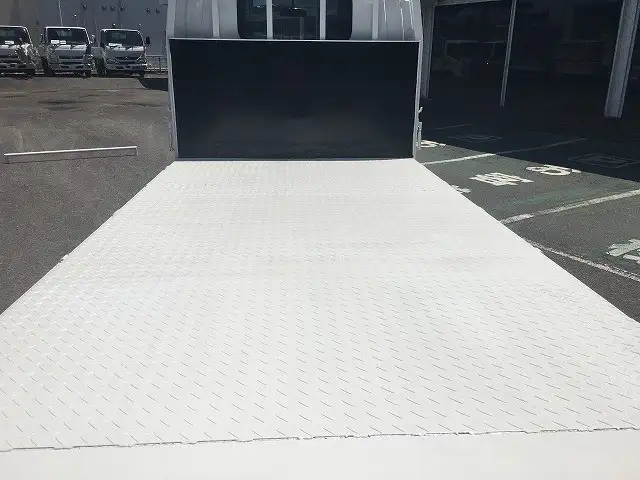 いすゞ エルフ 小型 平ボディ パワーゲート 床鉄板の中古トラック画像8