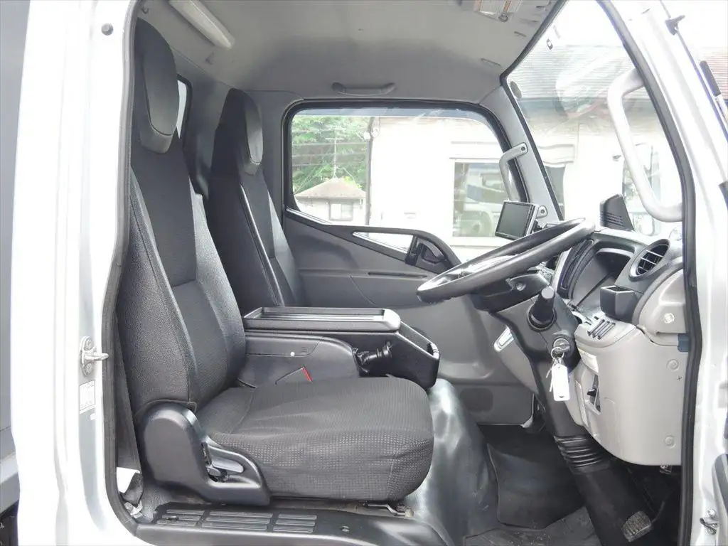 三菱 キャンター 小型 ウイング 2RG-FEA20 H31/R1の中古トラック画像12