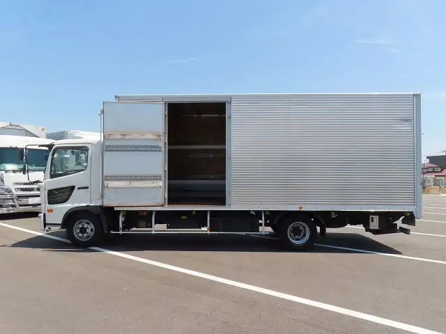 日野 レンジャー 中型/増トン アルミバン パワーゲート サイドドアの中古トラック画像7