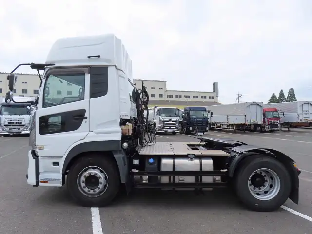 日産UD クオン 大型 トラクター ハイルーフ 1デフの中古トラック画像7