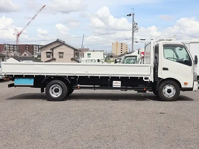 日野 デュトロ 小型 平ボディ 2KG-XZU730M R3の中古トラック画像3