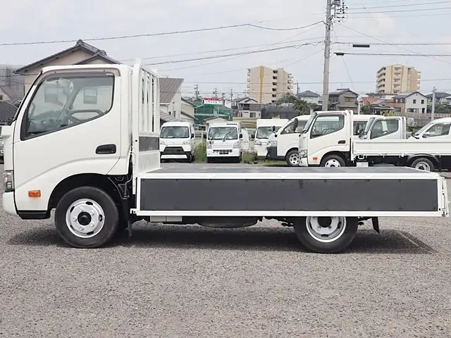トヨタ ダイナ 小型 平ボディ TPG-XZU605 H30の中古トラック画像7