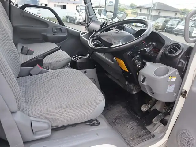 トヨタ ダイナ 小型 平ボディ TPG-XZU605 H30の中古トラック画像11