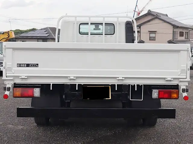 トヨタ ダイナ 小型 平ボディ TPG-XZU722 H31/R1の中古トラック画像4