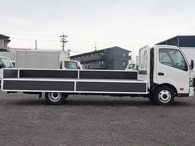 トヨタ ダイナ 小型 平ボディ TPG-XZU722 H31/R1の中古トラック画像6