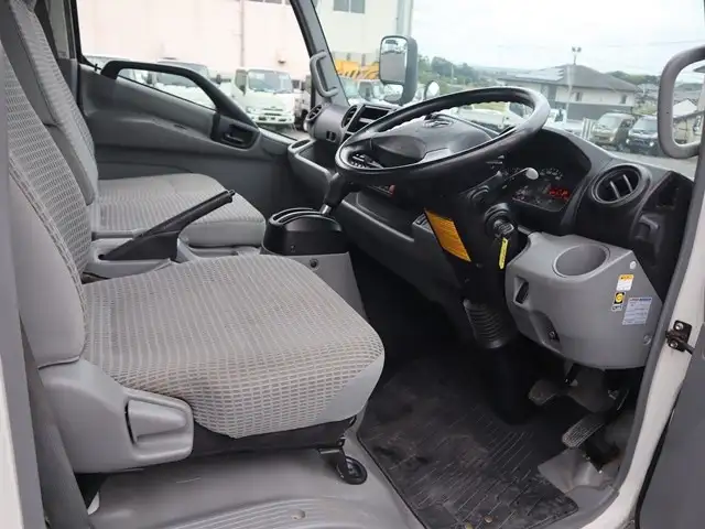 トヨタ ダイナ 小型 平ボディ TPG-XZU722 H31/R1の中古トラック画像11