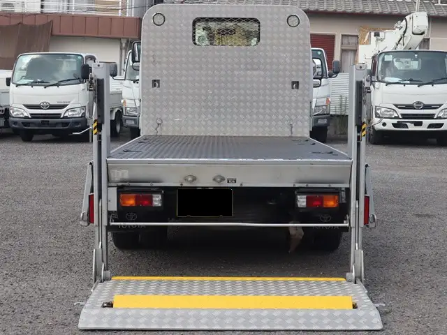 トヨタ ダイナ 小型 平ボディ パワーゲート 床鉄板の中古トラック画像8