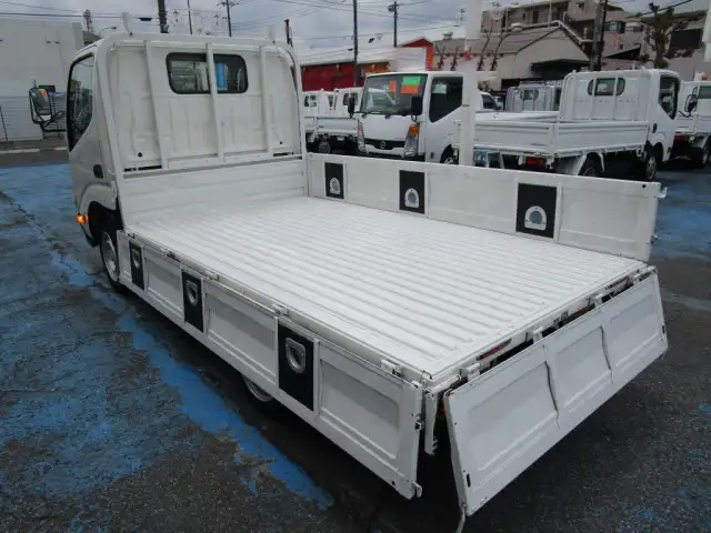トヨタ ダイナ 小型 平ボディ ABF-TRY220 H27の中古トラック画像8