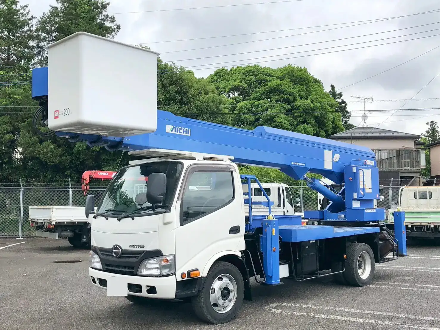 日野 デュトロ 小型 高所・建柱車 高所作業車 TKG-XZU650Fの中古トラック画像1