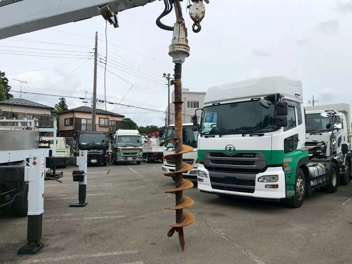 いすゞ フォワード 中型/増トン 高所・建柱車 建柱車 ベッドの中古トラック画像7