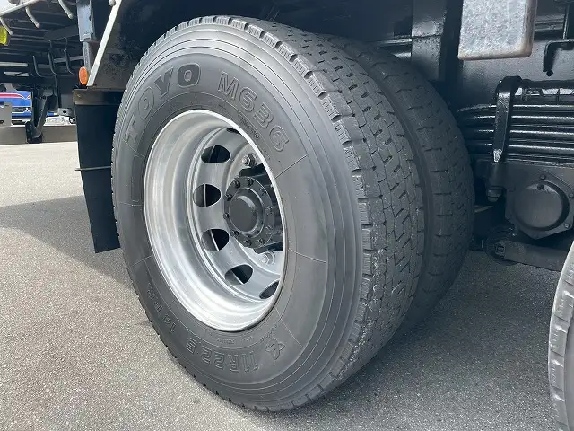 日産UD クオン 大型 平ボディ アルミブロック ベッドの中古トラック画像20