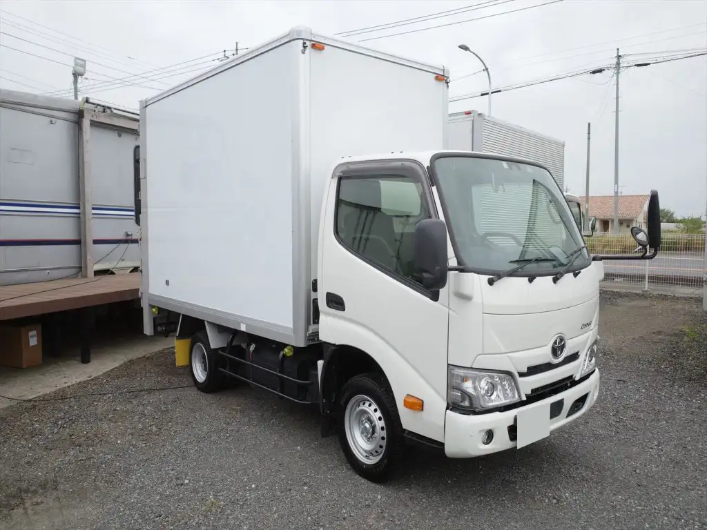 トヨタ ダイナ 小型 アルミバン パワーゲート 3BF-TRY230の中古トラック画像2