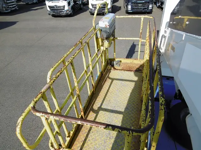 日野 デュトロ 小型 高所・建柱車 高所作業車 SDG-XZU700Xの中古トラック画像5