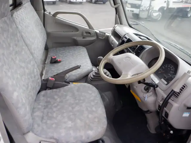 トヨタ ダイナ 小型 ダンプ BKG-XZU554D H23の中古トラック画像12
