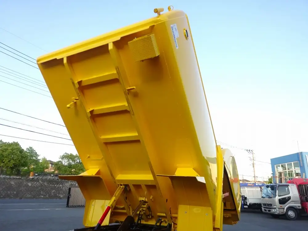 三菱 キャンター 小型 パッカー車 巻き込み式 回転ダンプ式の中古トラック画像13