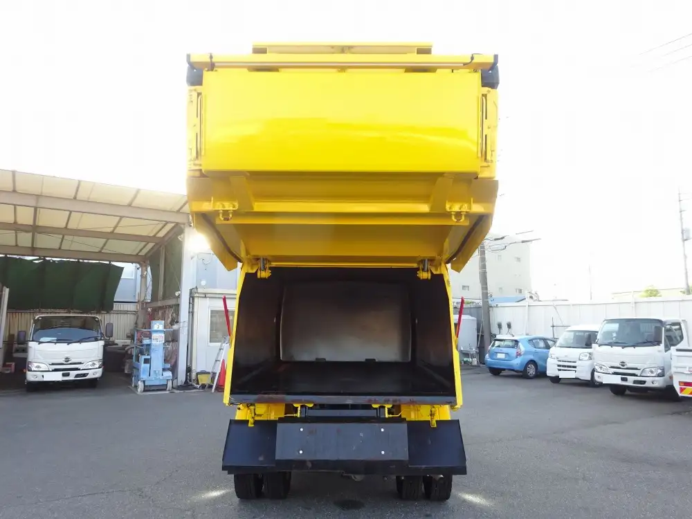 三菱 キャンター 小型 パッカー車 巻き込み式 回転ダンプ式の中古トラック画像7