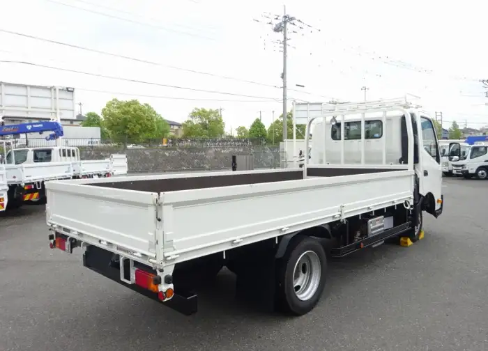 トヨタ ダイナ 小型 平ボディ 2KG-XZU775 R5の中古トラック画像4