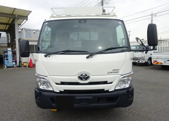 トヨタ ダイナ 小型 平ボディ 2KG-XZU775 R5の中古トラック画像2