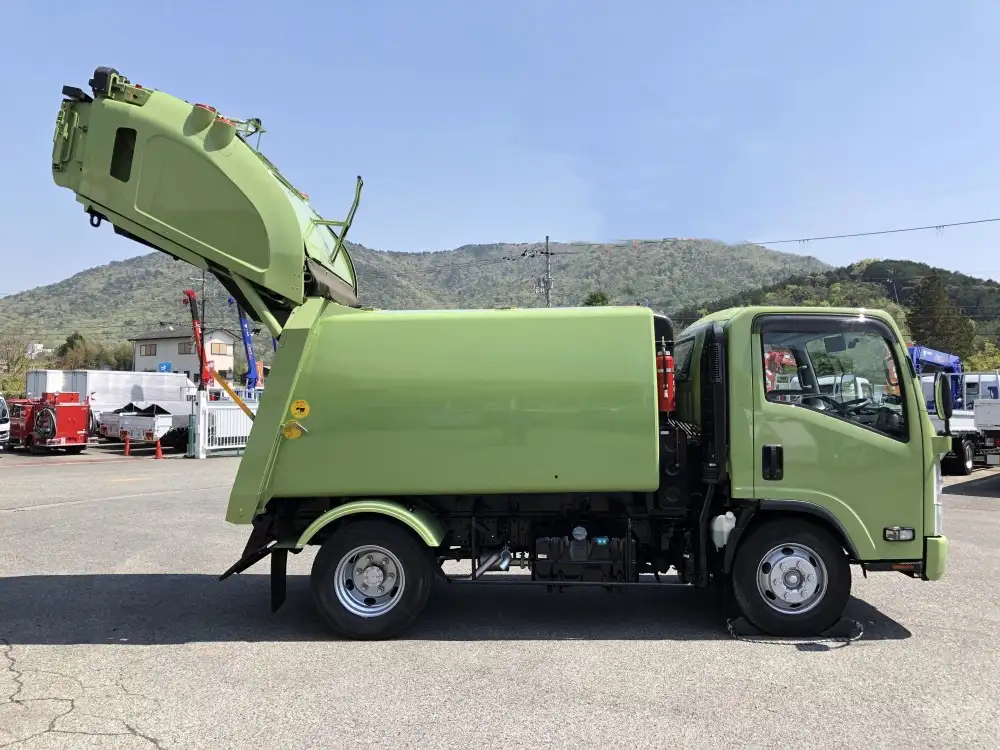 いすゞ エルフ 小型 パッカー車 プレス式 SKG-NPR85YNの中古トラック画像2