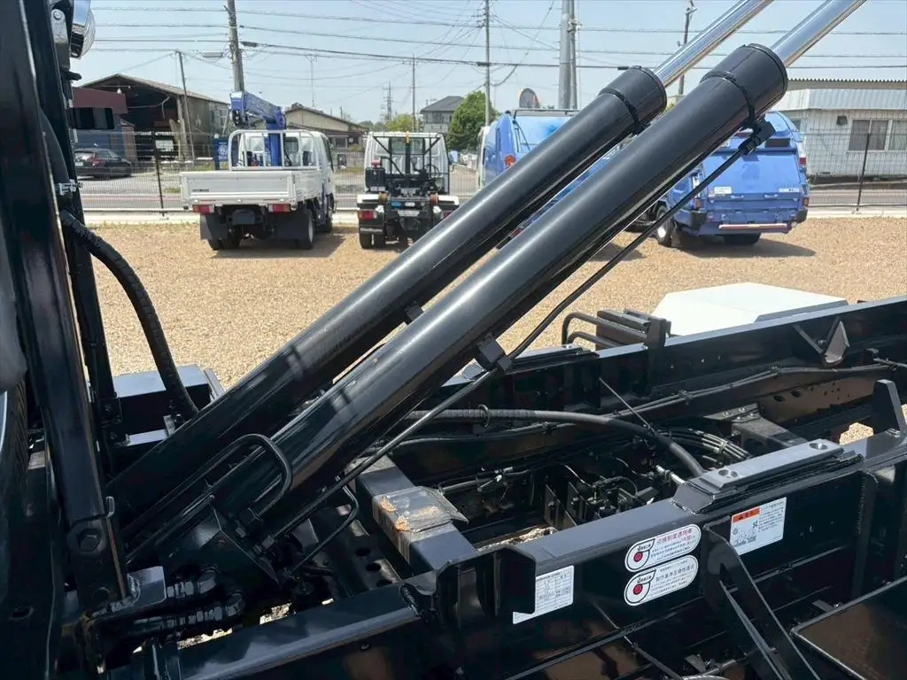 三菱 ファイター 中型/増トン アームロール ツインホイスト 2KG-FK72Fの中古トラック画像10
