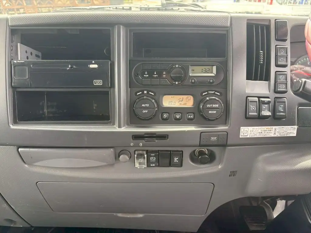 いすゞ フォワード 中型/増トン パッカー車 プレス式 ベッドの中古トラック画像15