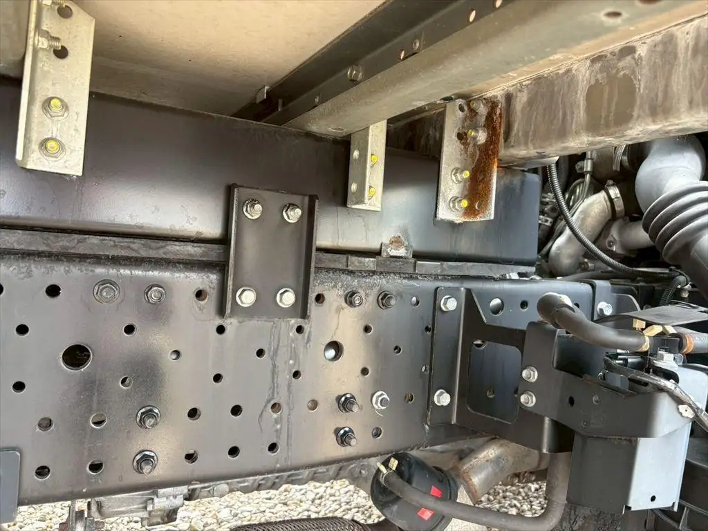 いすゞ エルフ 小型 冷凍冷蔵 低温 パワーゲートの中古トラック画像像17
