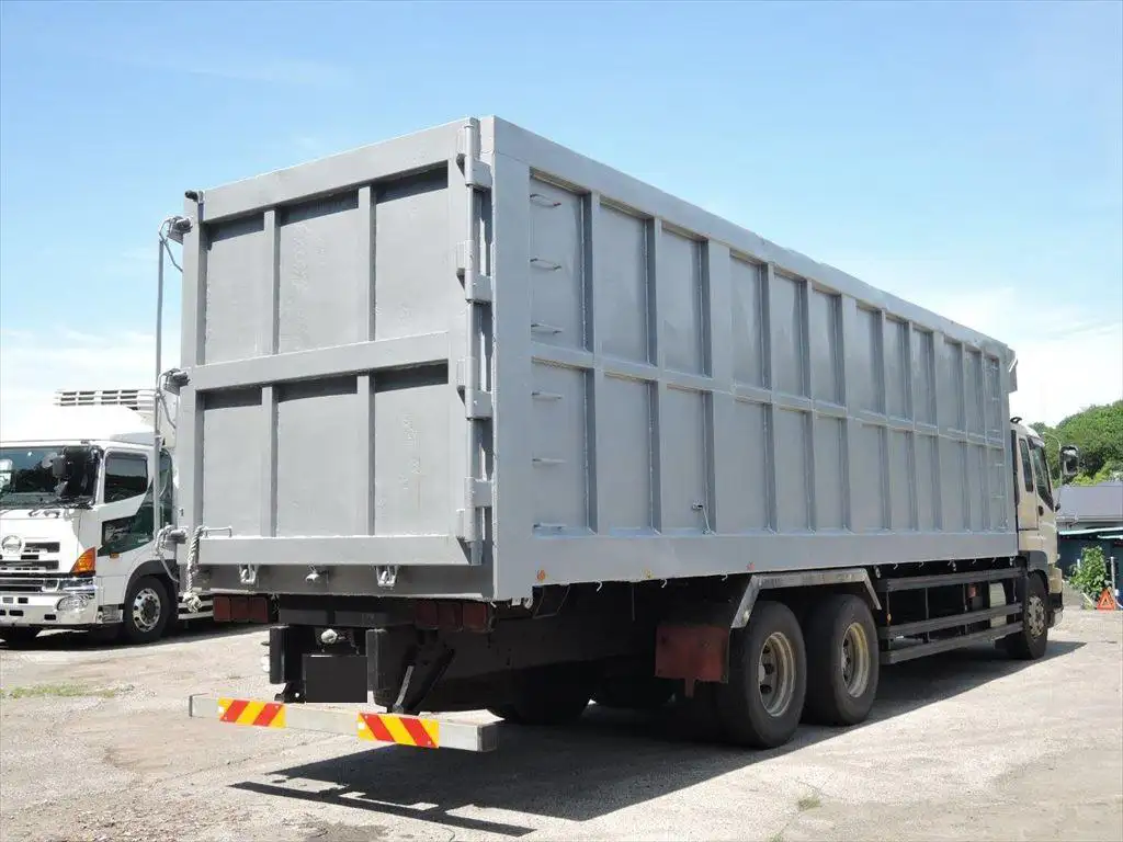 いすゞ ギガ 大型 特殊車両 QKG-CYM77A H25の中古トラック画像3