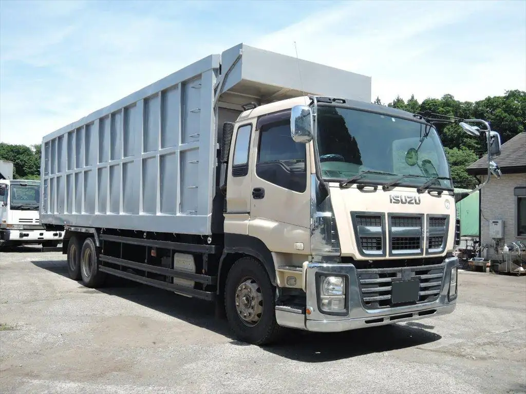 いすゞ ギガ 大型 特殊車両 QKG-CYM77A H25の中古トラック画像2