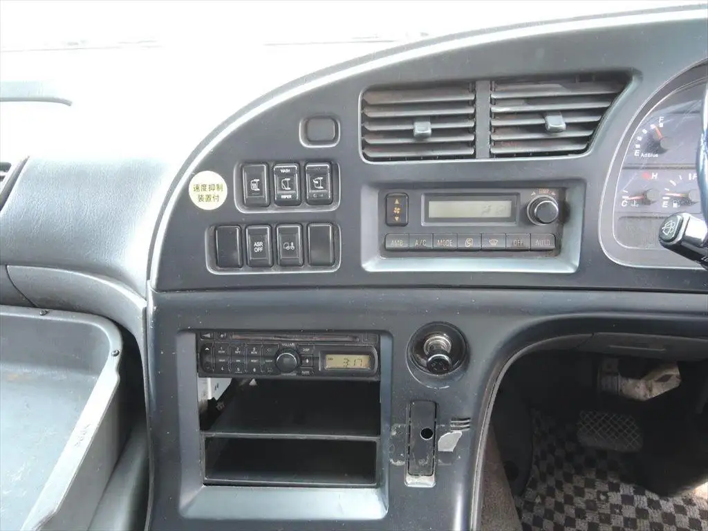 いすゞ ギガ 大型 特殊車両 QKG-CYM77A H25の中古トラック画像14