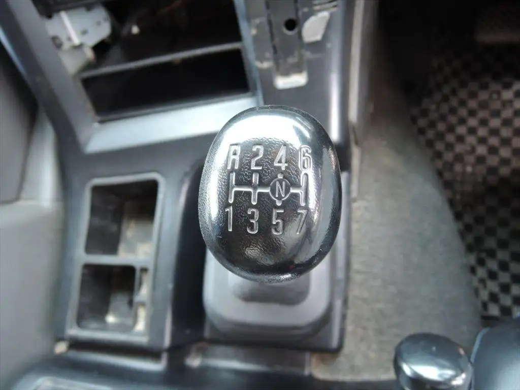 いすゞ ギガ 大型 特殊車両 QKG-CYM77A H25の中古トラック画像15