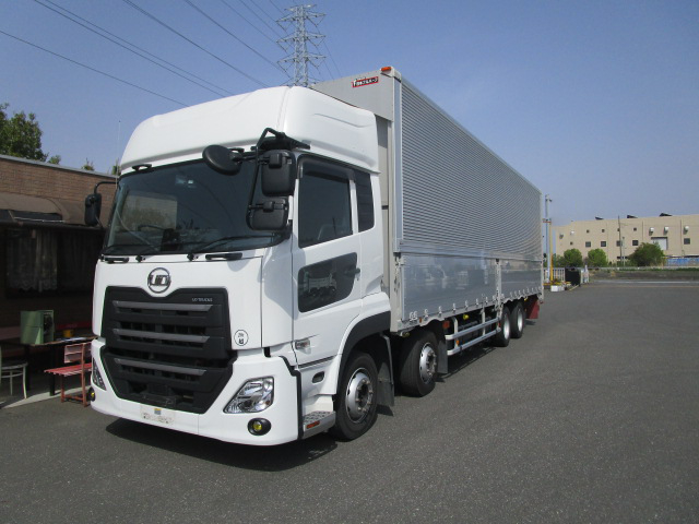 日産UD クオン 大型 ウイング