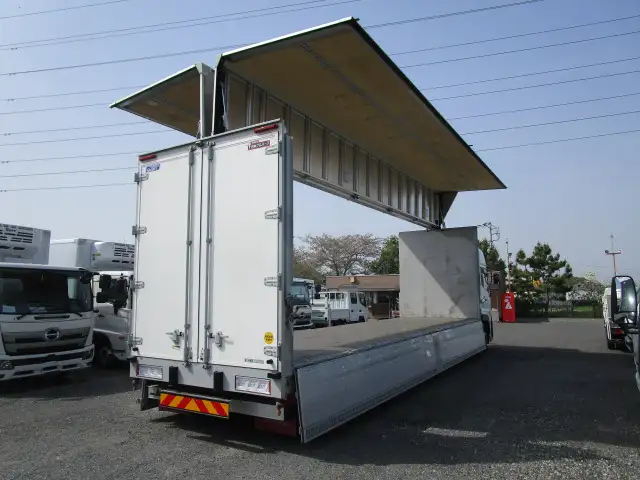 日産UD クオン 大型 ウイング ハイルーフ エアサスの中古トラック画像7
