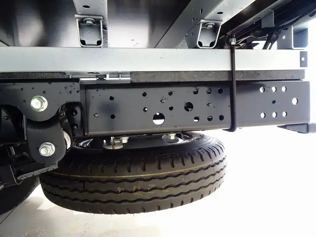 日野 デュトロ 小型 平ボディ Wキャブ 2DG-XZU685Mの中古トラック画像像17
